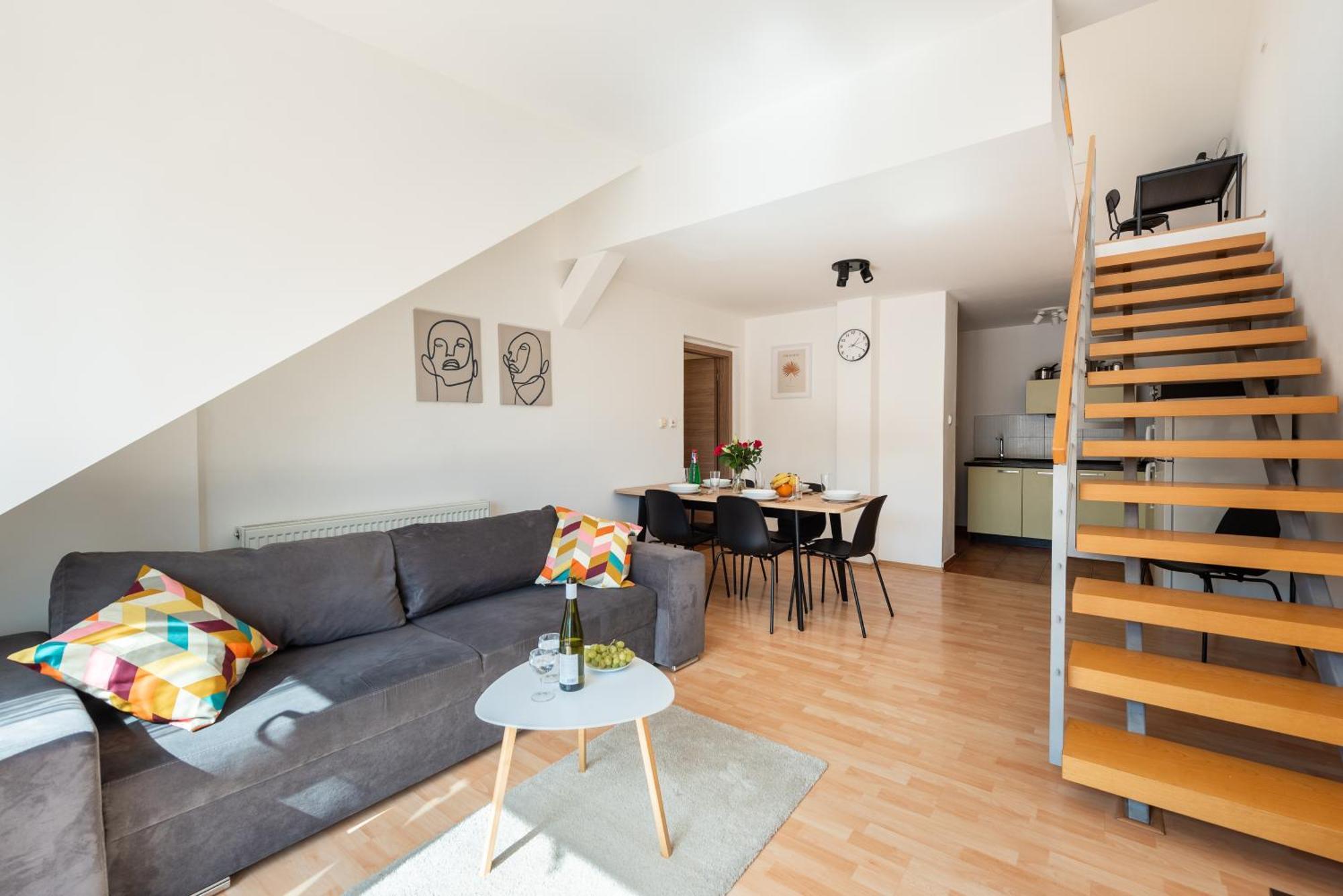 2-level With Large Balcony * Прага